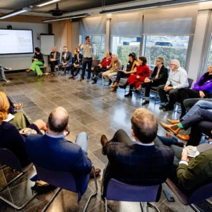 Books & Boards Event 20/06: Family Business
