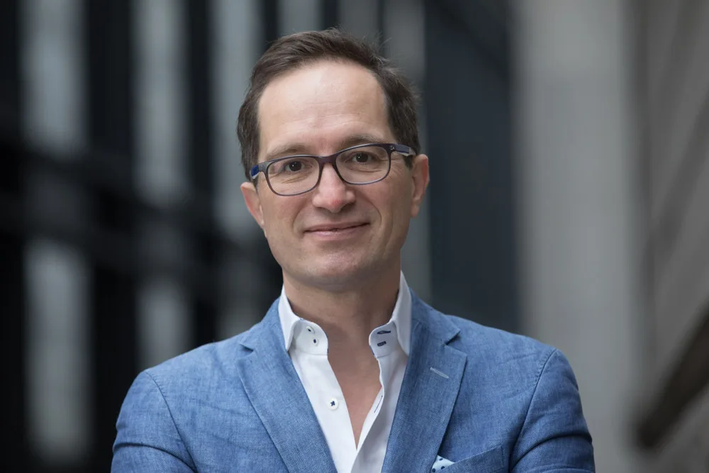 04 Peter Hinssen Low
