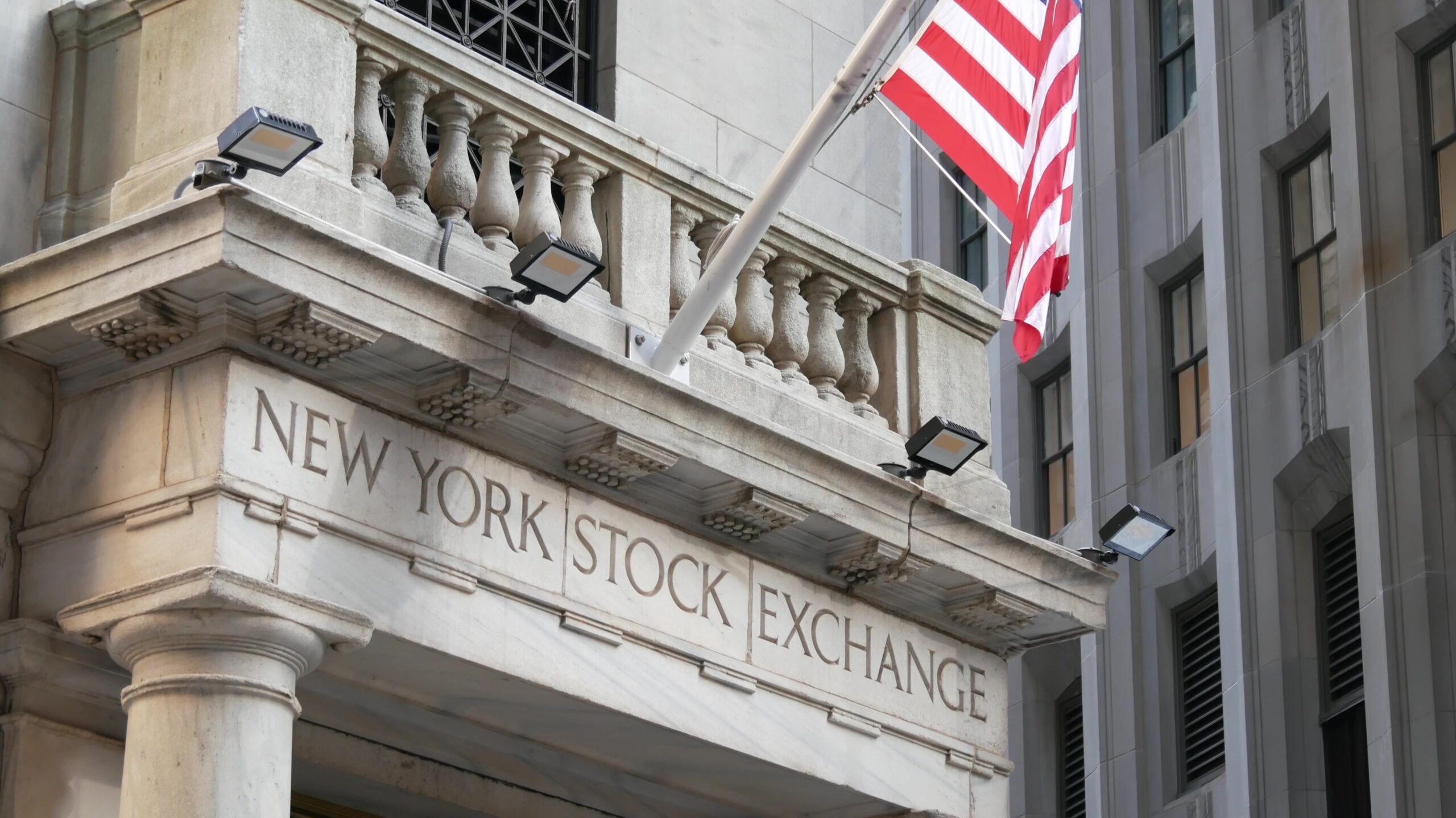 Trump pleit voor halfjaarlijkse rapportering op Wall Street