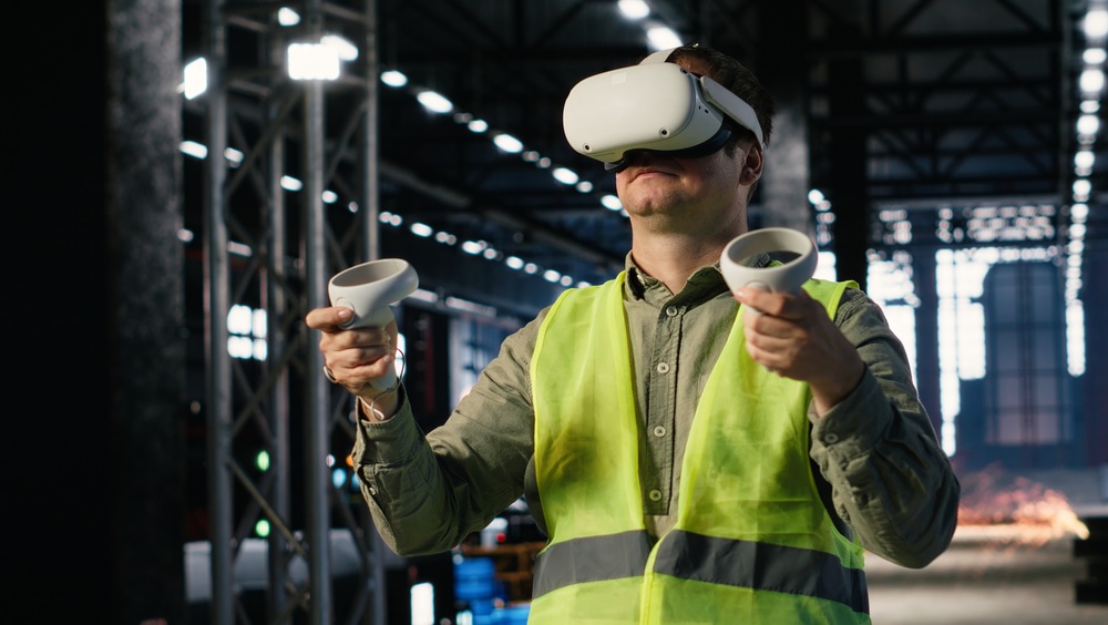 Technologie verhoogt efficiëntie werknemers in industrie, maar ook werkdruk en stress